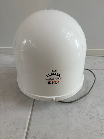 Glomex weBBoat 4G Plus EVO mobiilireititin / wifi tukiasema