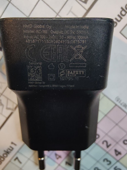 Nokia - laturi Nokia AC-18E 5V/550mA