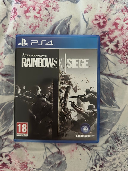 Tom Clancy’s Rainbow Six Siege PS4-peli