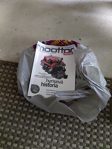 Moottori -lehtiä