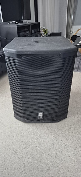 JBL PRX418S passiivinen subwoofer