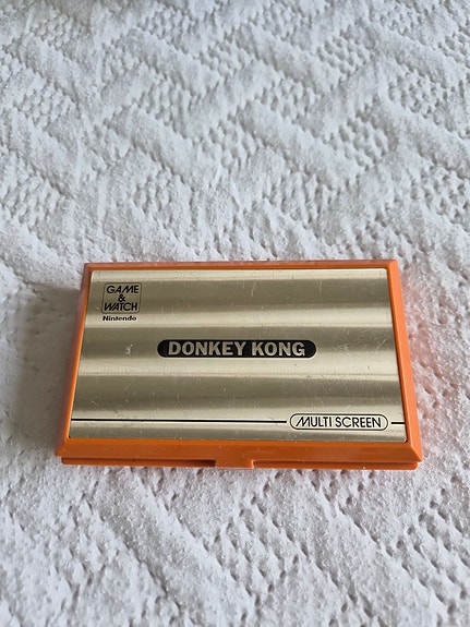 Nintendo Game & Watch Donkey Kong pelikonsoli