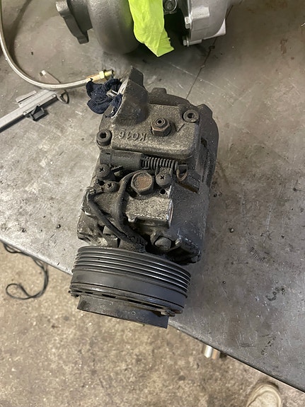 BMW ilmastoinnin kompressori