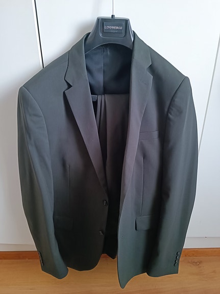 J.Lindebergin miesten puku koko 56, väri Navy