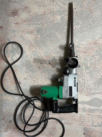 Hitachi DH 38YB1 poravasara / piikkauskone
