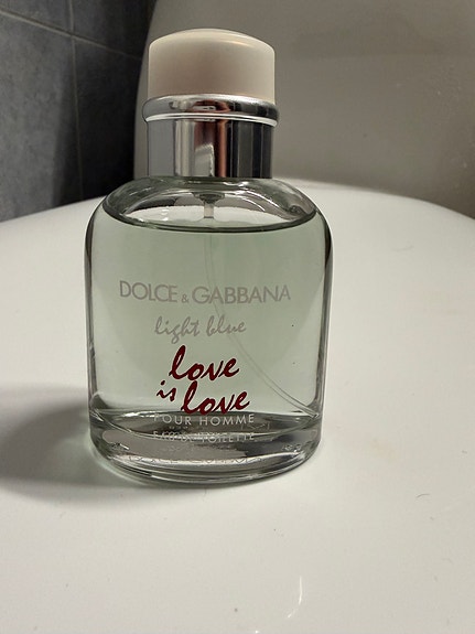 Dolce & Gabbana Light Blue Love Is Love miesten hajuvesi