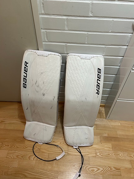 Bauer Supreme Ultrasonic maalivahdin patjat koko XS valkoinen