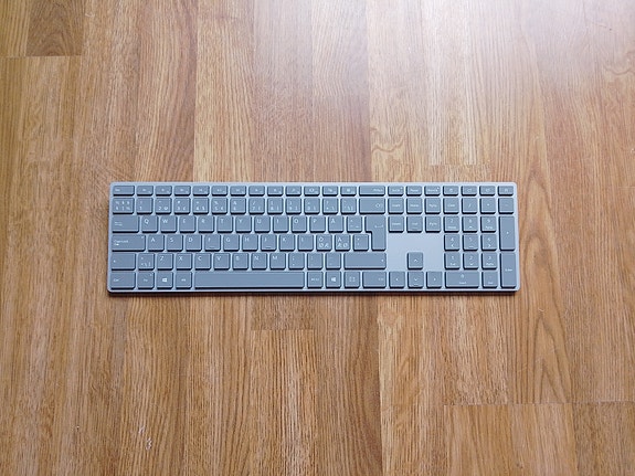 Microsoft Surface Keyboard -näppäimistö