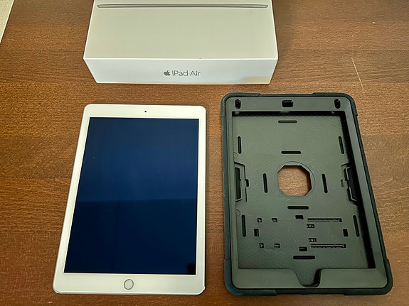 Apple iPad Air 2 16 Gt Wi-Fi + Cellular, hopea