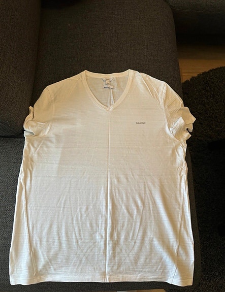 Calvin Klein t-paita