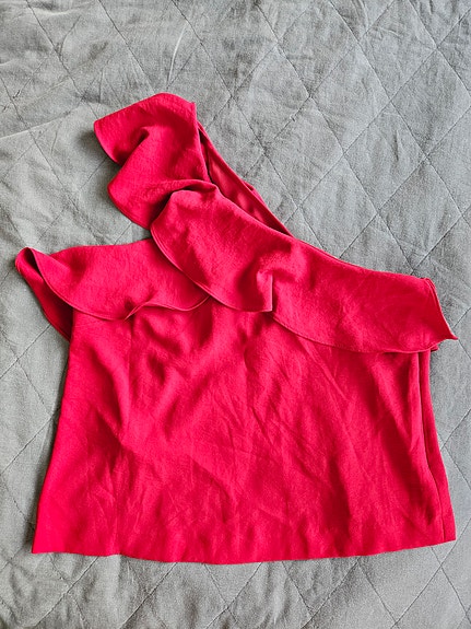 Mango one shoulder toppi
