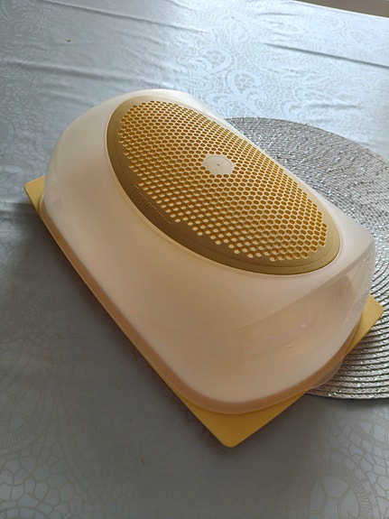 Tupperware juustokupu