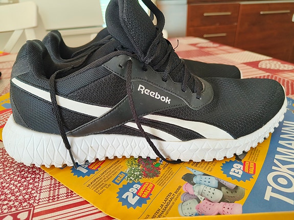 Reebok flexagon