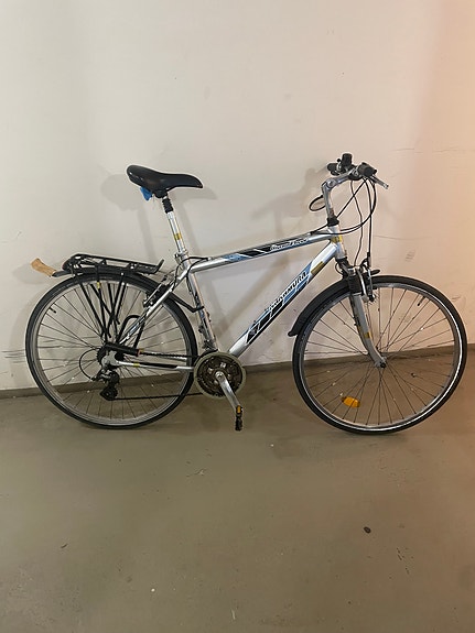 Nakamura miesten hybridipyörä 28"