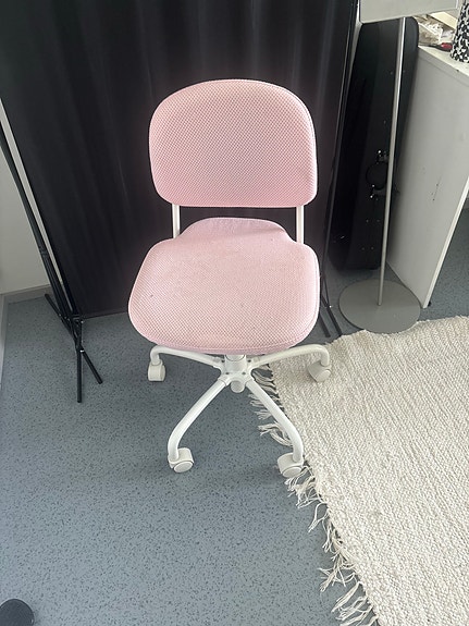 Pinkki lasten Ikea VIMUND tuoli