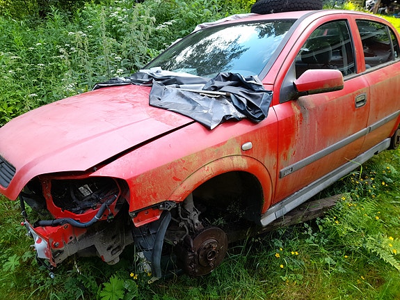 Opel Astra G osia , kysy ei KAT
