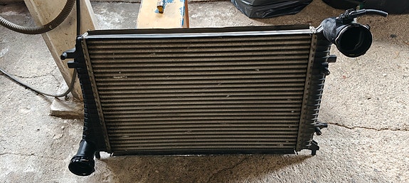 VW  1.9 TDI välijäähdytin