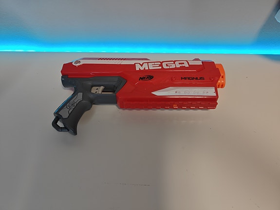 Nerf N-Strike Magnus leluase