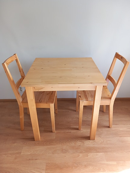 IKEA Björkudden -ruokapöytä ja IKEA Bertil -tuoli 2 kpl