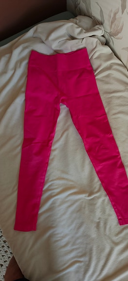 Naisten legginsit