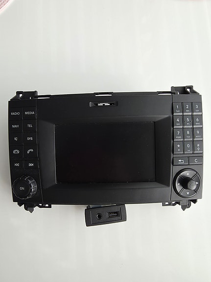 Mercedes-Benz Vito Viano W447 Radio/CD/DVD/GPS-pääyksikkö
