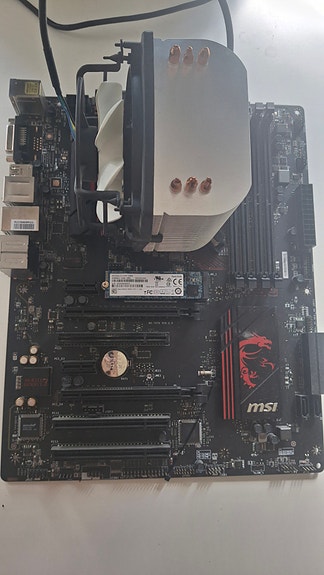 MSI emolevy + i5 6600k + jäähy