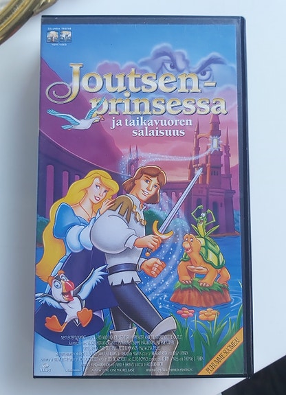 VHS: Joutsenprinsessa ja taikavuoren salaisuus (Suomi-vhs)