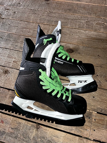 Bauer Supreme one.4 & Reebok-kypärä