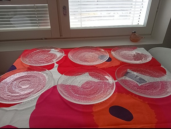 Iittala Solaris lautaset