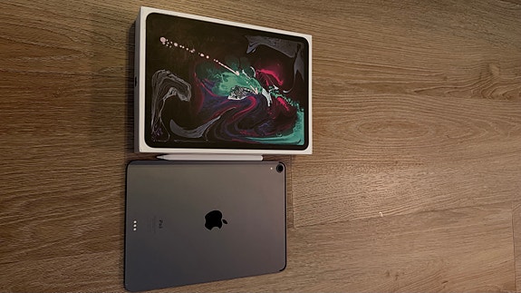 Apple iPad Pro 11” 64GB Wi-Fi + Apple Pencil 2 | Tori