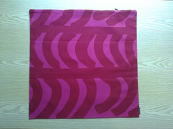 Tyynynpäällinen, Rautasänky, Marimekko