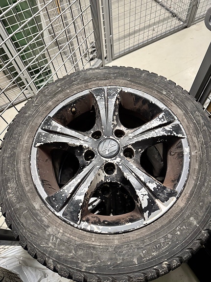 Volkswagen Golf alumiinivanteet 195/65/R15
