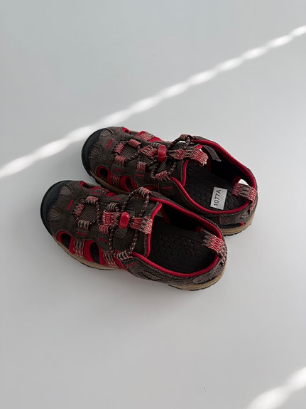 Nahkaiset lasten Timberland-merkkiset sandaalit