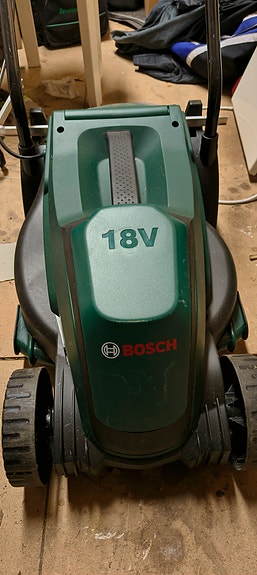 Bosch Easymower ruohonleikkuri 18V-32-200