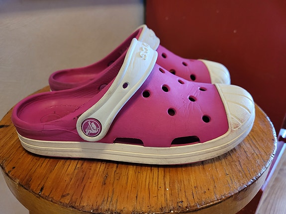 Crocs sandaalit J2