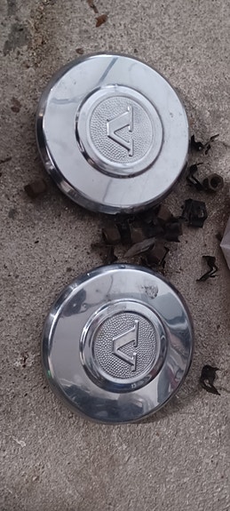 Volvo pölykapselit