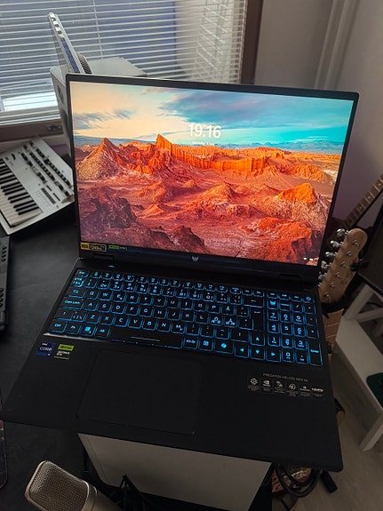 Acer Predator Helios Neo 16 i9-14X/16/1TB/4070/240Hz 16" gaming laptop