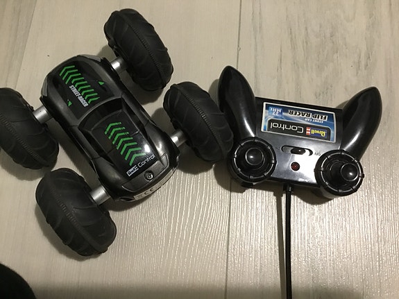 kauko-ohjattava auto
