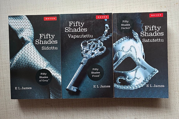 E L James Fifty Shades -trilogia pokkarit suomeksi