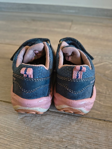 Superfit lasten tennarit lenkkarit koko 26 sininen vaaleanpunainen unisex