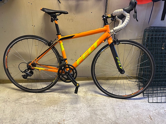 Felt FR 50 jr maantiepyörä 26"