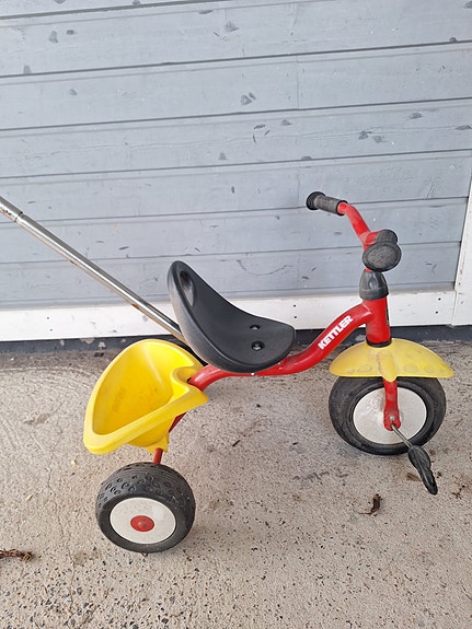 Lasten kolmipyörä