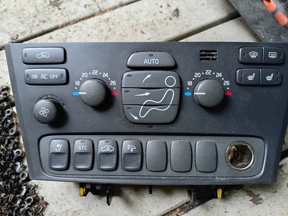 Volvo S60 / V70 ilmastoinnin ohjauspaneeli