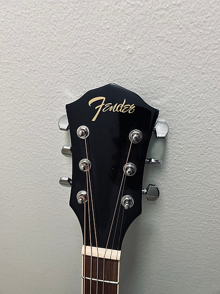Fender FA-125CE II + kitaran hihna