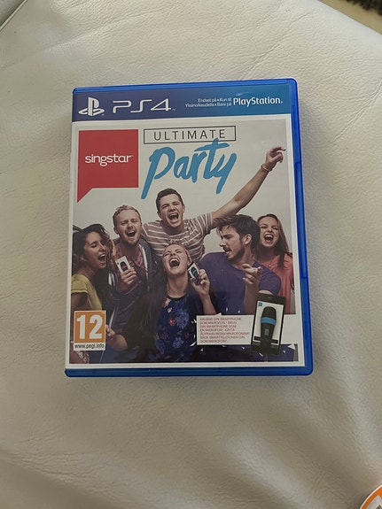 SingStar Ultimate Party PS4 peli