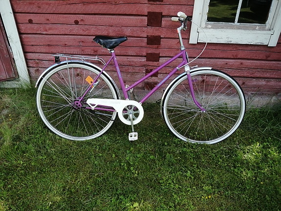 Terässiipi Titania 28"