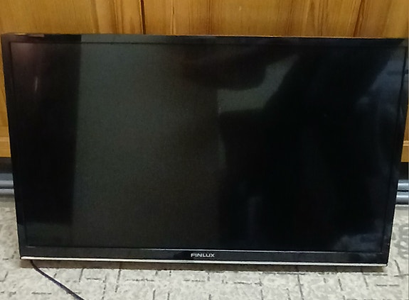 32" TV