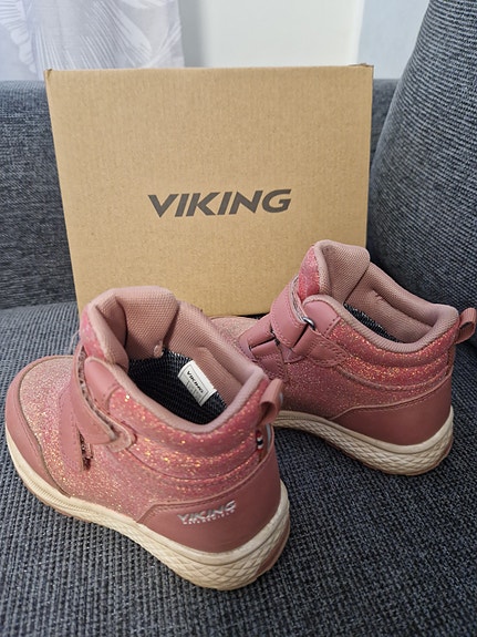 Viking välikausi kengät koko 25