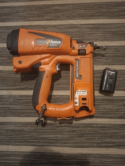 Paslode IM50 F18 Lithium