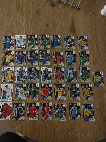 Panini Adrenalyn XL sekapaketti – MM 2014 & EM 2012